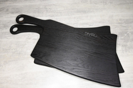 Большая чёрная доска-топор, обожжённый дуб 58×30 см от мастерской DIVIRO